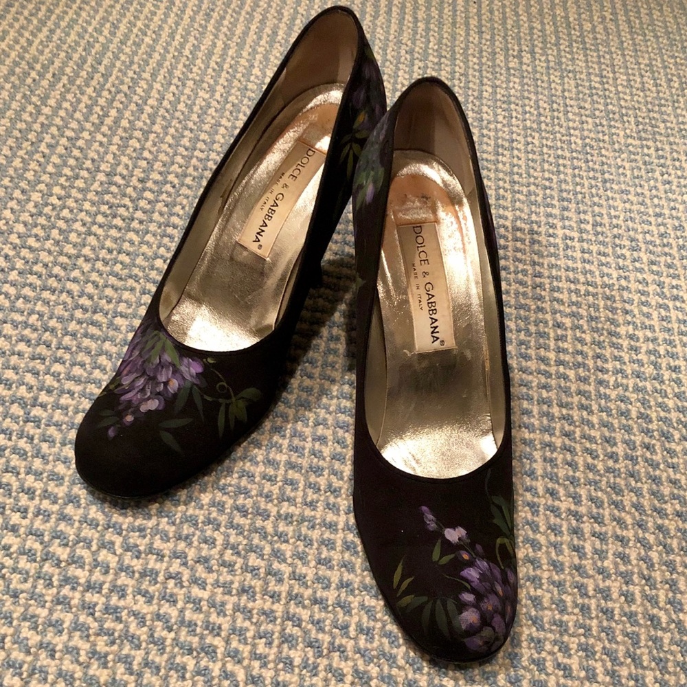 Vintage Dolce & Gabanna Handpainted Floral Pumps